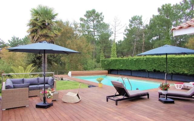 Beautiful Duplex House With Terrace and garden