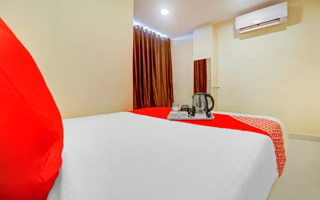 OYO 70302 Aayush Stay Inn