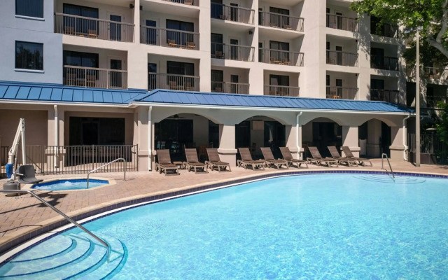 Courtyard Cocoa Beach Cape Canaveral