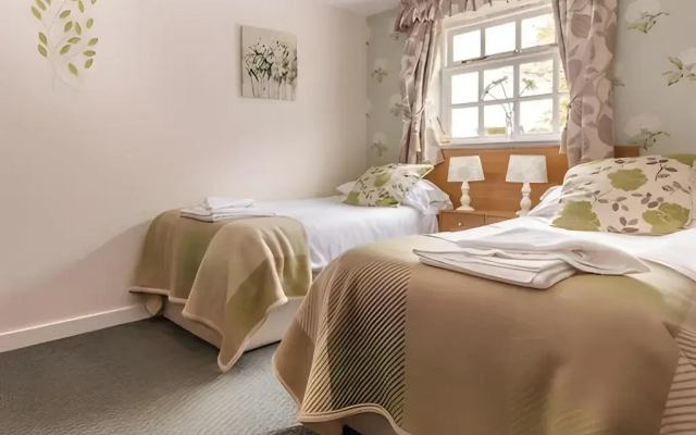 The Greyhound Wigginton