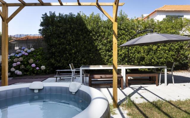 Lvpremier GR1 Beachfront Heated Pool spa Games