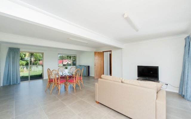 A Top Place, 31 Kerrigan Street