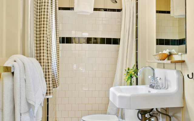 Tamarack Lodge and Resort