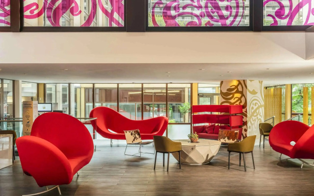 Mercure Paris Centre Tour Eiffel Hotel