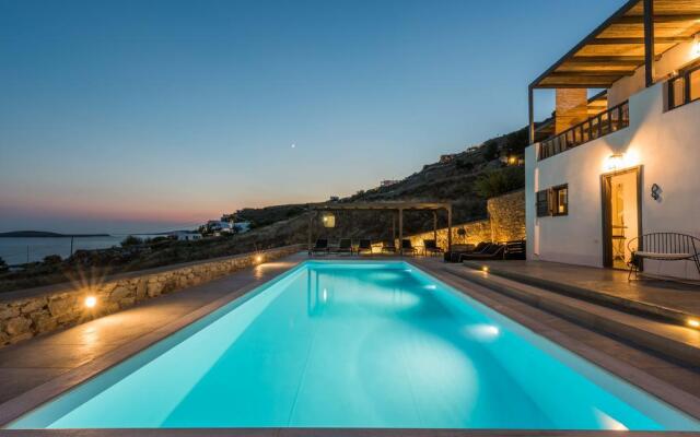 Black Cactus Apartments Mykonos