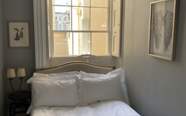 Beautiful 1-bed Apartment in Cheltenham