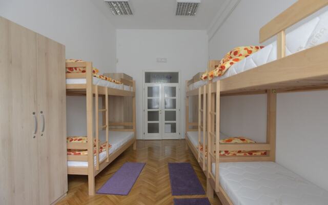 Hostel FLOW HOUSE CENTAR