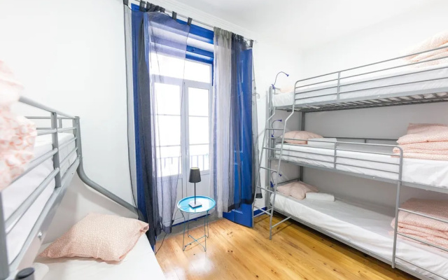 Help Yourself Hostels Parede