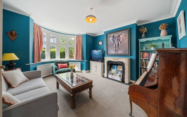 A Delightful 4-bedroom Home With a Private Garden