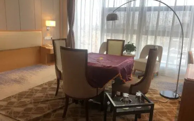 Huatong Hotel