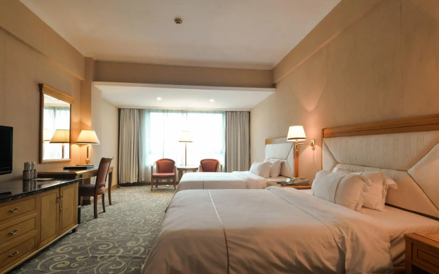 New Pearl River Hotel