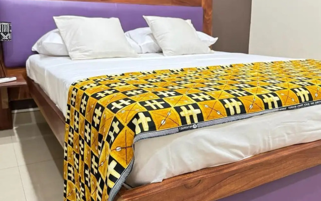 Lome Bamboo Lodge