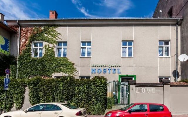 hotelImage