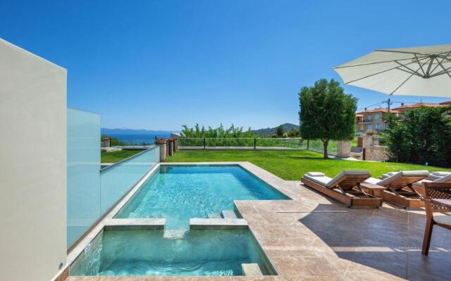 Sunny Villa Grande in Kassandra