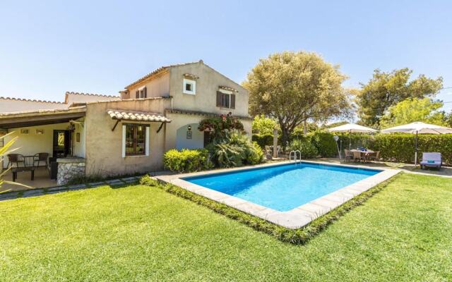 Villa - 2 Bedrooms with Pool and WiFi - 107924