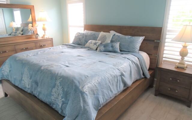 Aloha Kai - Unit 2 2 Bedrooms 2 Bathrooms Apts