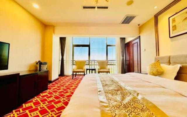 Century Sunshine Holiday Hotel