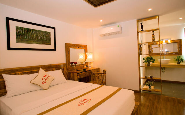 Rex Hotel and Apartment