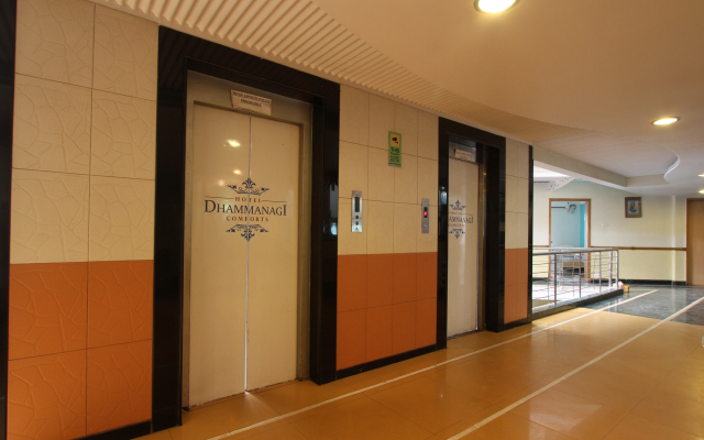 Hotel Dhammanagi Comforts by OYO Rooms