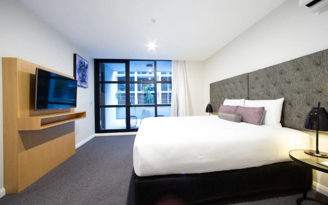 Avenue Hotel Canberra