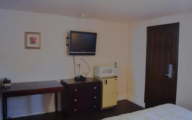 Del Rancho Motel