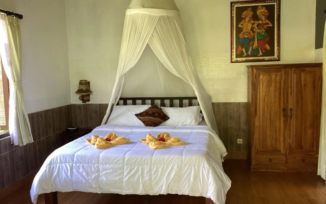 Khrisna Hs and Cottages