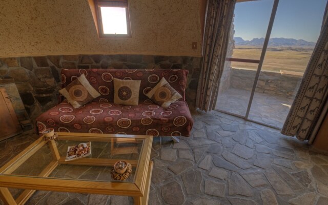 Rostock Ritz Desert Lodge