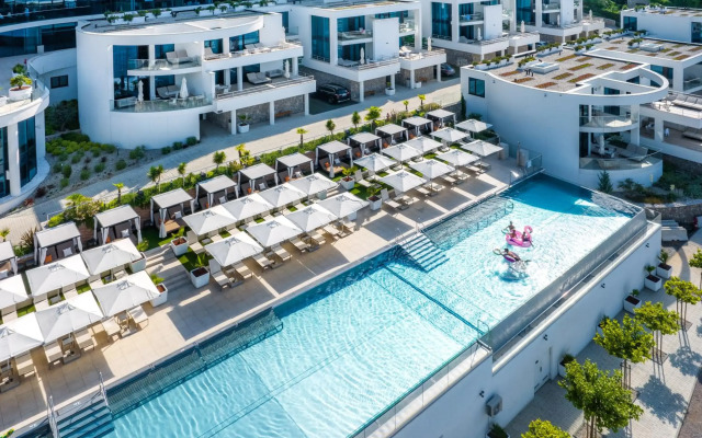 Hilton Rijeka Costabella Beach Resort & Spa