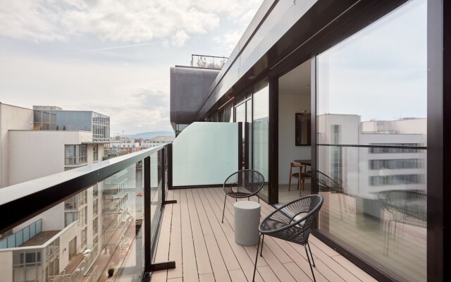 Sonder by Marriott Bonvoy Britain Quay Apartments Grand Canal Square
