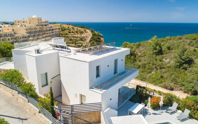 Villa Centeanes Luxury Villa Enviable Position s