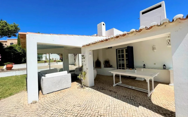 Albufeira Balaia Villa With Private Pool
