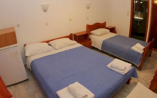 Tonia Hotel