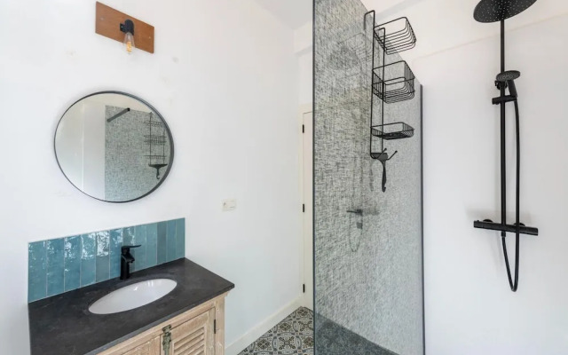 Modern Home by the Sea