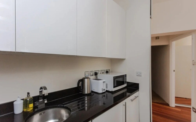 Central 1 Bedroom Flat Near Buckingham Palace