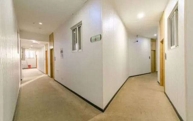 Barbiron Hotel (Shanghai Youyi Road store)