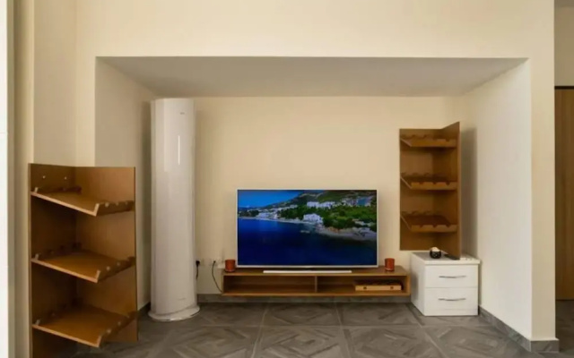 Exclusive Seafront Duplex With Jacuzzi