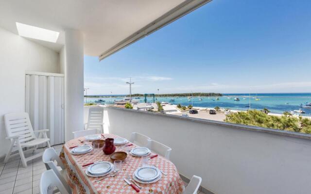 Porticciolo Apartment by BarbarHouse