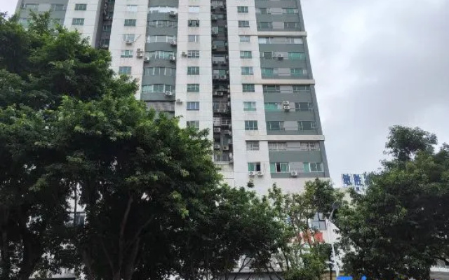 Zhuhai Baisheng Hotel (Xiangzhou Long Distance Station Vientiane City) – Exterior – Zhuhai