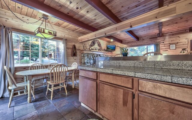 The Snowshoe Inn  592ss 4 Bedroom Cabin