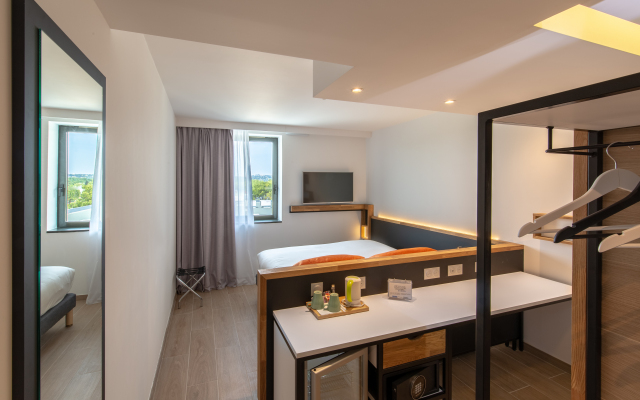 Mercure Avignon Gare TGV