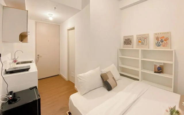 Nice Comfort Studio At Tokyo Riverside Pik 2 Apartment