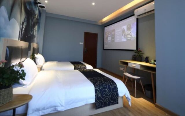 Shenzhen Jiahao Boutique Movie Hotel