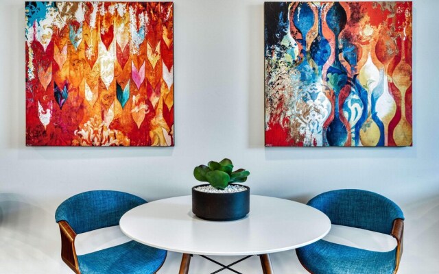 CozySuites at Westgate