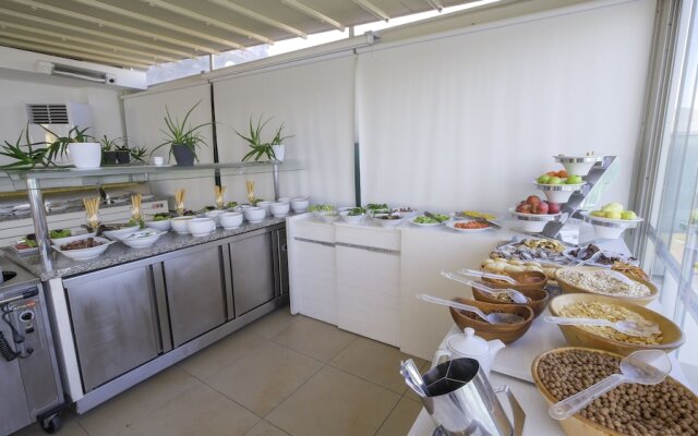 Alesta Residence