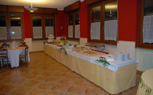 Linda Hotel
