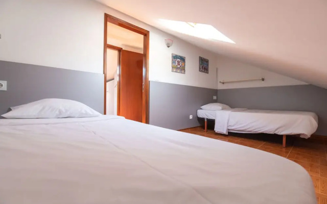 Steps to Beach 4beds -ac, Self Check-in, 2024 Reno