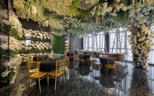 The Granite Luxury Hotel