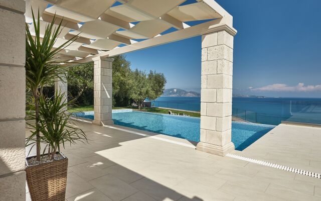 Avra Luxury Villa