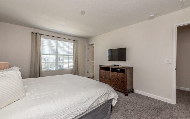 1614 Moon Valley Drive