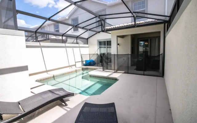 1556 PD - Poolside Bliss: Enchanted 4BR Townhome